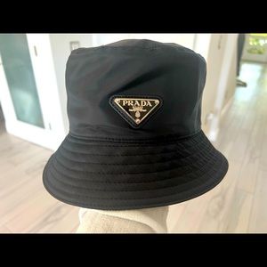 Prada Re-Nylon logo bucket hat, Black